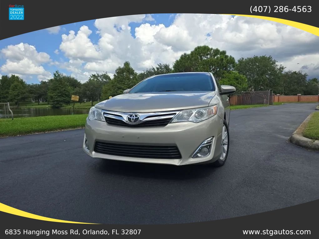Used 2014 Toyota Camry XLE w/ Leather Package FWD image 1