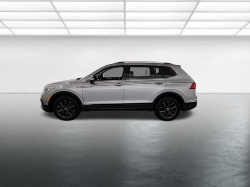 Used 2022 Volkswagen Tiguan SE AWD/4WD image 5