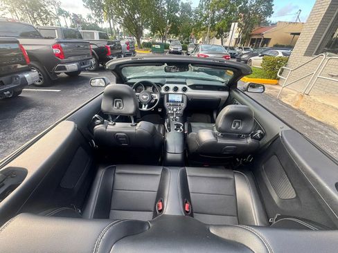 Used 2020 Ford Mustang GT Premium Convertible RWD image 21