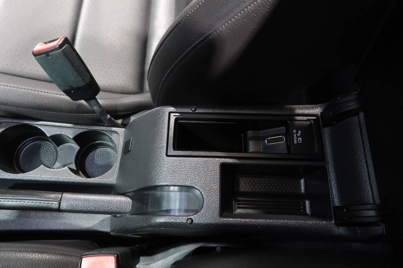 Used 2013 Volkswagen Jetta TDI FWD image 35
