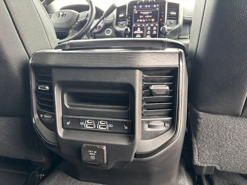 Used 2022 RAM 2500 Limited w/ Night Edition AWD/4WD image 19