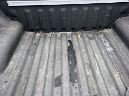 Used 2022 Nissan Frontier SV image 18