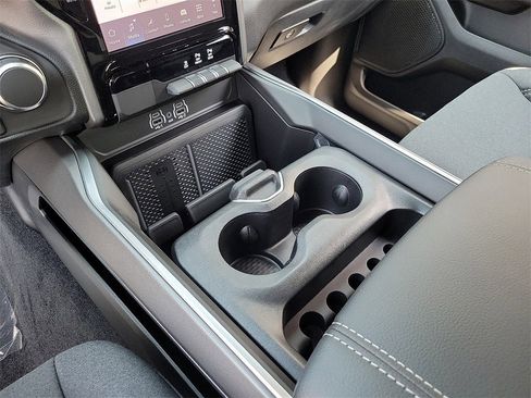 New 2025 RAM 1500 Big Horn image 14