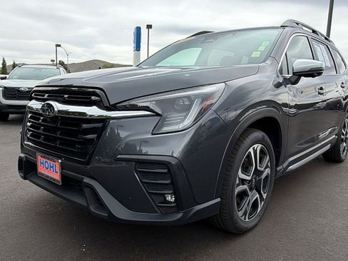 Used 2023 Subaru Ascent Limited w/ Technology Package AWD/4WD image 7