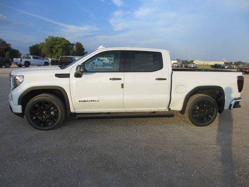 New 2026 GMC Sierra 1500 Denali w/ Denali Reserve Package AWD/4WD image 11