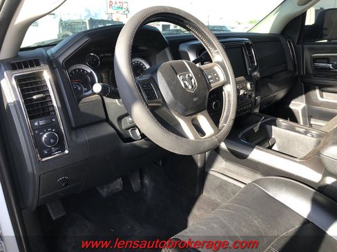 Used 2018 RAM 3500 Laramie w/ Sport Appearance Group image 10