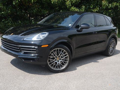 Used 2023 Porsche Cayenne Platinum Edition AWD/4WD image 5