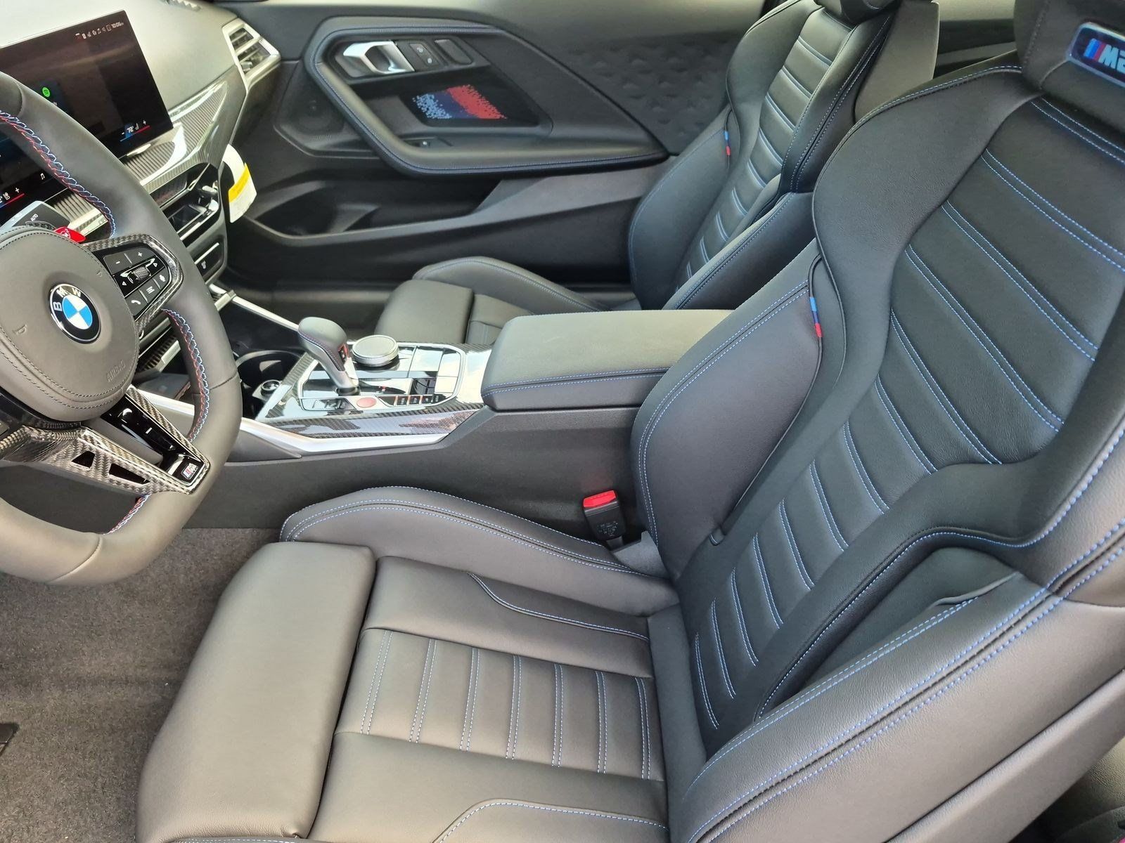 New 2026 BMW M2 w/ Lighting Package RWD image 15