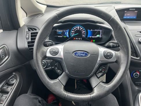 Used 2017 Ford C-MAX SE image 26