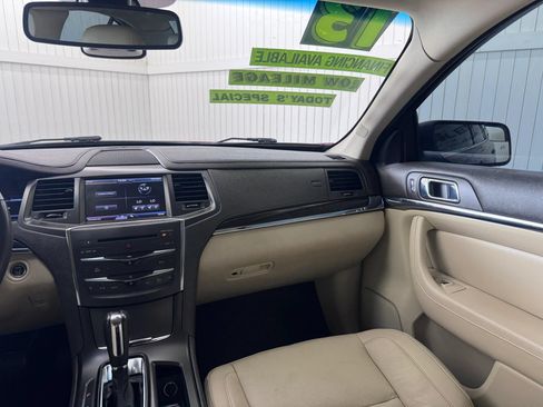 Used 2013 Lincoln MKS FWD image 16