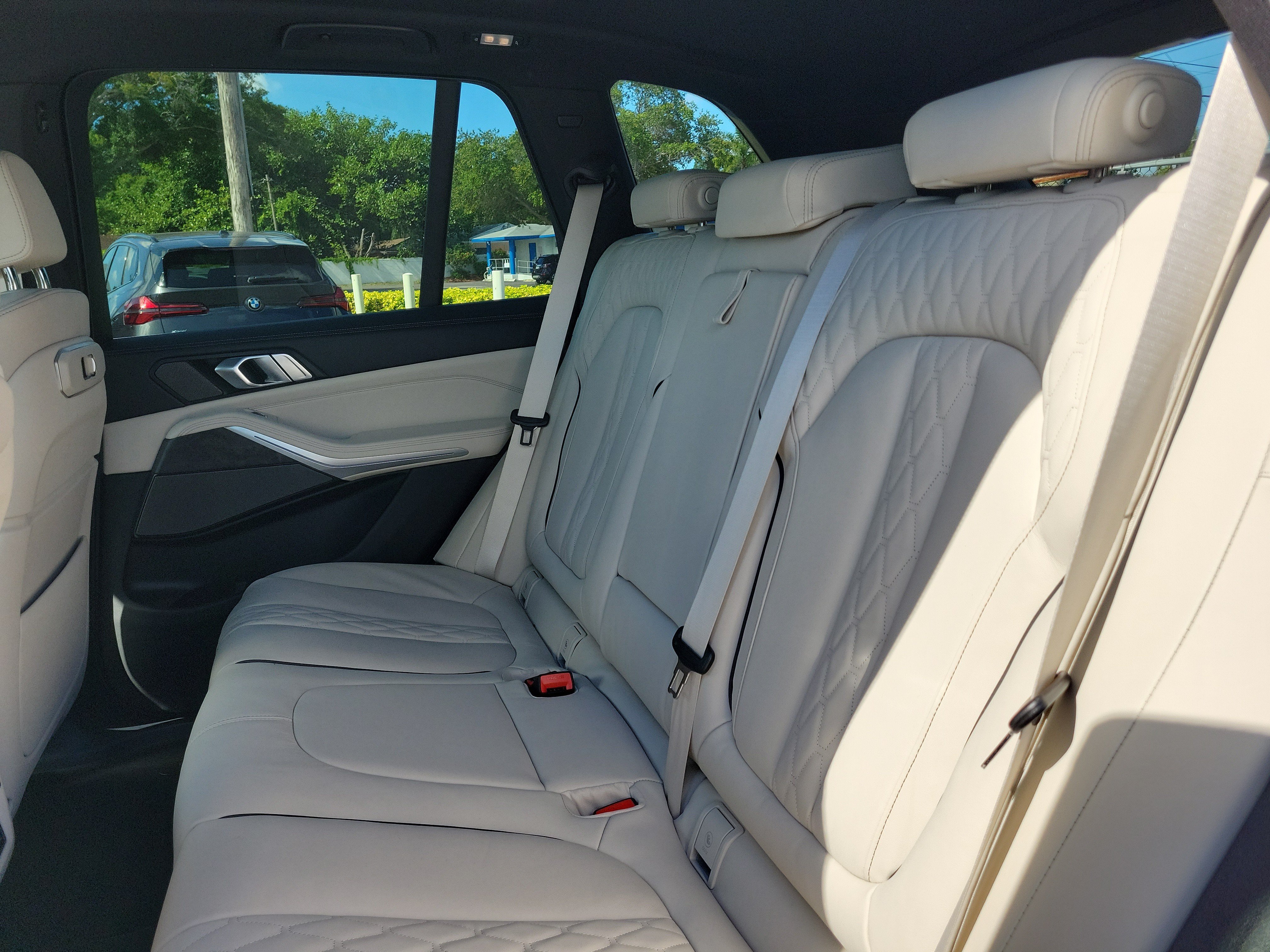 New 2026 BMW X5 xDrive40i AWD/4WD image 8