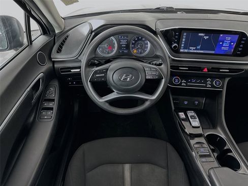 Used 2023 Hyundai Sonata SEL image 2
