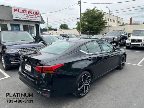 Used 2025 Nissan Altima 2.5 SR w/ SR Premium Package AWD/4WD image 2