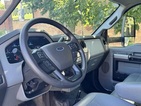 Used 2023 Ford F650 2WD Regular Cab Super Duty image 14