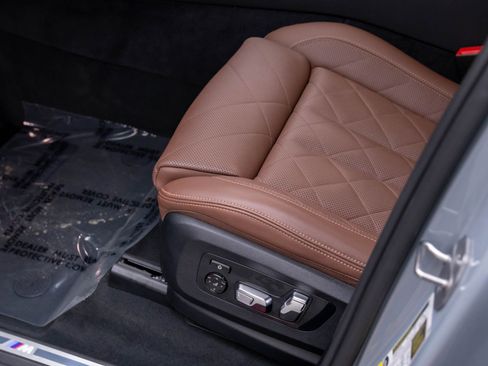 Certified 2024 BMW X5 xDrive40i w/ M Sport Package image 15