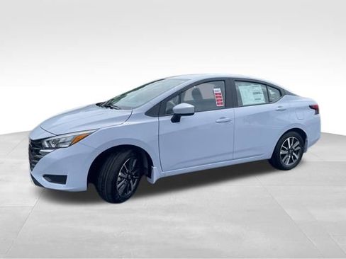 New 2025 Nissan Versa SV w/ Trunk Package image 4