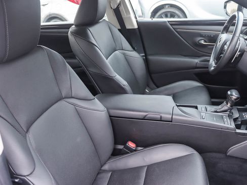 Used 2021 Lexus ES 350 w/ Premium Package image 15