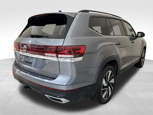 Used 2024 Volkswagen Atlas SE image 5