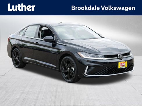 Used 2026 Volkswagen Jetta SE w/ Black Wheel Package FWD image 1
