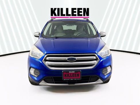 Used 2018 Ford Escape SE image 2