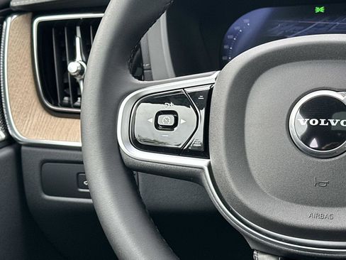 New 2026 Volvo XC60 T8 Ultra w/ Climate Package image 8