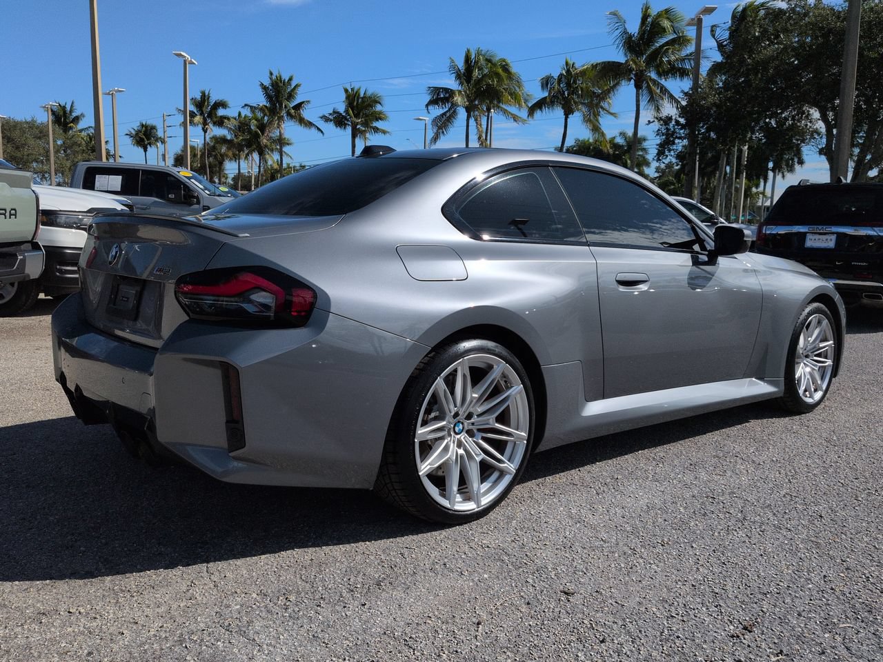 Used 2025 BMW M2 w/ Lighting Package RWD image 5