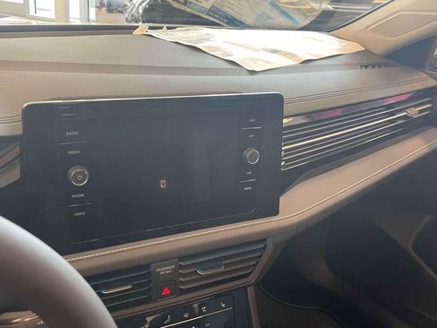 New 2026 Volkswagen Jetta SEL FWD image 28