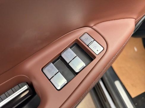 New 2026 Lincoln Navigator L Reserve AWD/4WD image 19