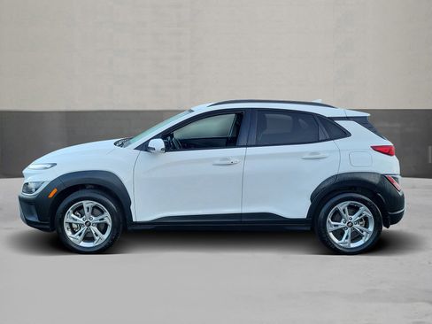 Used 2023 Hyundai Kona SEL image 3