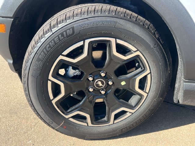 New 2026 Ford Bronco Sport Outer Banks w/ Outer Banks Tech Package+ AWD/4WD image 14