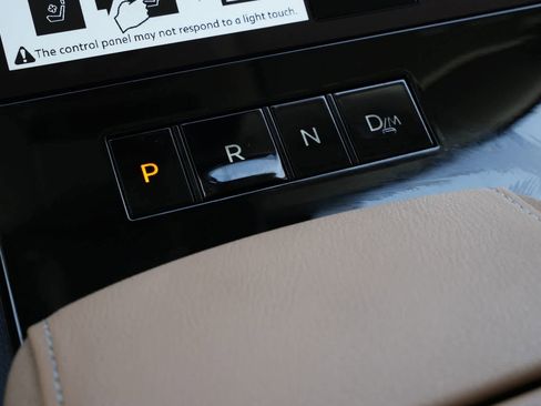 New 2026 INFINITI QX80 Luxe image 15