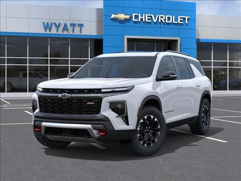 New 2027 Chevrolet Traverse Z71 w/ Driver Confidence Package AWD/4WD image 7