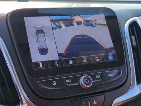 Used 2022 Chevrolet Equinox LT image 15