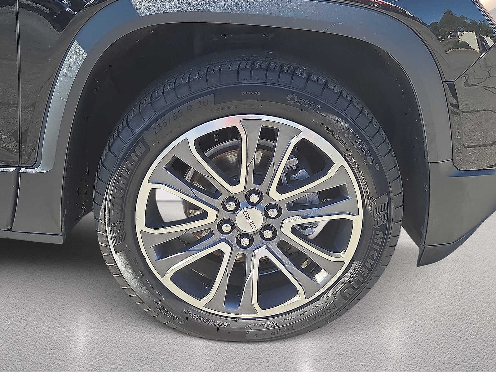 Certified 2017 GMC Acadia SLT AWD/4WD image 17
