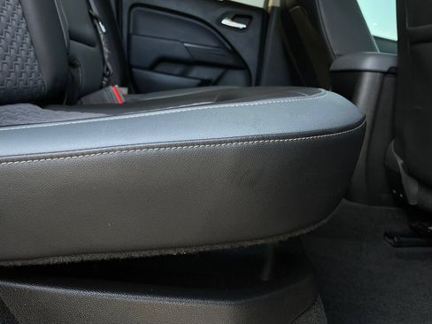 Used 2016 Chevrolet Colorado Z71 AWD/4WD image 34