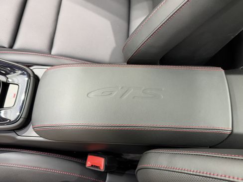 Certified 2026 Porsche 911 Carrera GTS RWD image 42