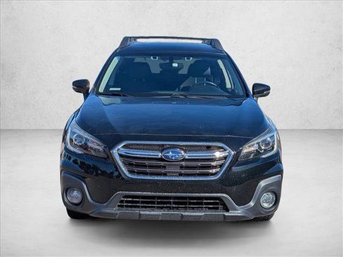 Used 2018 Subaru Outback 2.5i Limited image 2