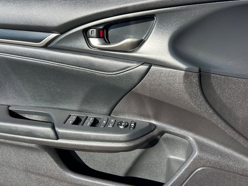 Used 2020 Honda Civic Sport Touring image 12