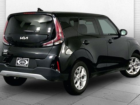 Certified 2025 Kia Soul LX image 13