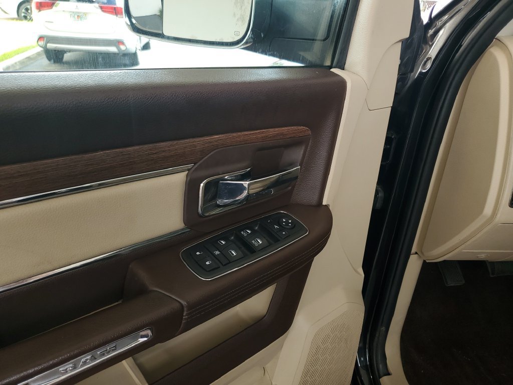 Used 2018 RAM 3500 Laramie AWD/4WD image 21