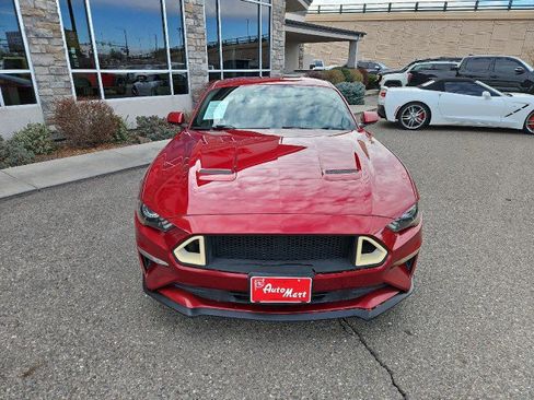 Used 2018 Ford Mustang Coupe image 7