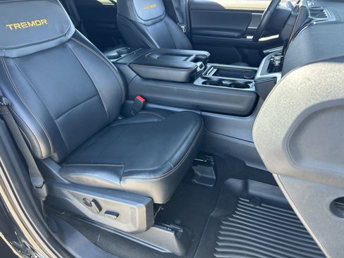 Certified 2025 Ford Expedition Tremor AWD/4WD image 16