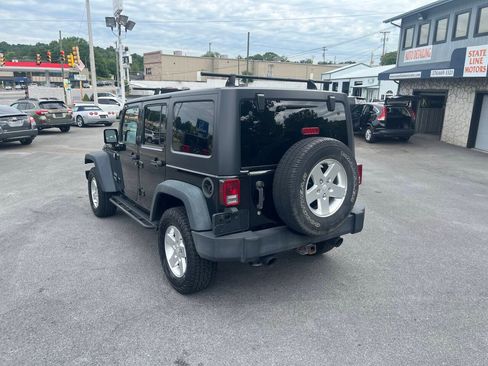 Used 2014 Jeep Wrangler Unlimited Sport w/ Quick Order Package 23S AWD/4WD image 6