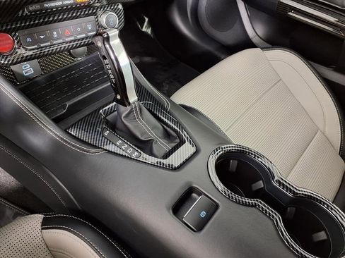 Used 2024 Ford Mustang GT Premium image 19