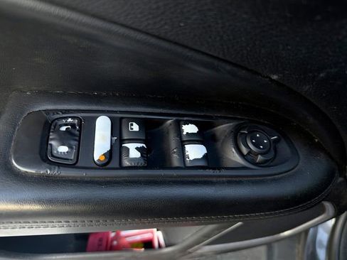 Used 2018 Jeep Compass Latitude w/ Popular Equipment Group FWD image 21