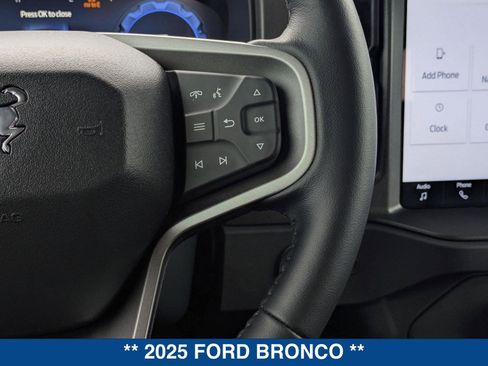 New 2025 Ford Bronco Badlands image 27