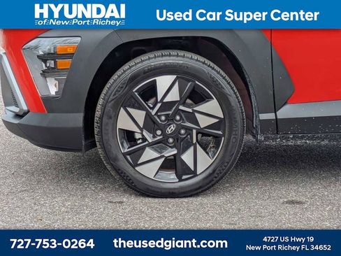Used 2024 Hyundai Kona SEL w/ Convenience Package image 10