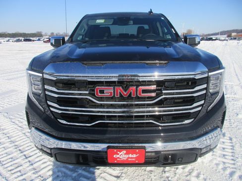 New 2026 GMC Sierra 1500 SLT w/ SLT Convenience Package image 11