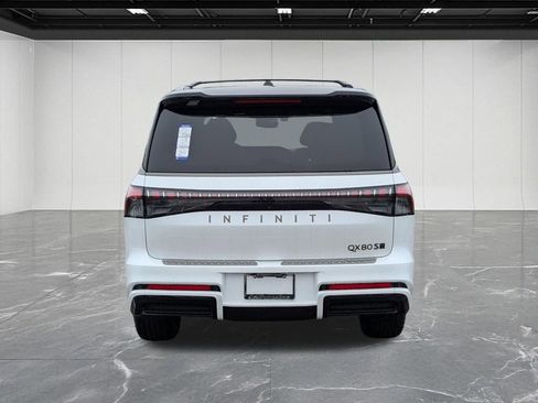 New 2026 INFINITI QX80 4WD w/ Sport Exterior Package image 4