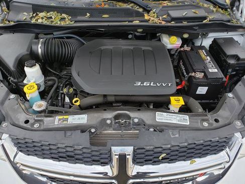 Used 2017 Dodge Grand Caravan SE w/ Power Window Group image 26